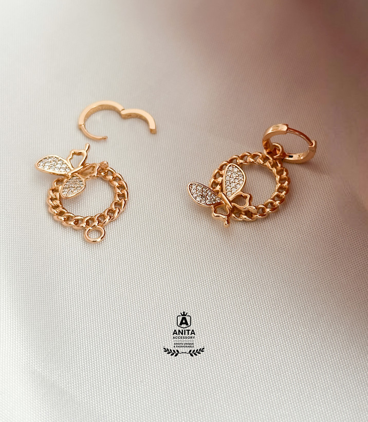 anita accessory