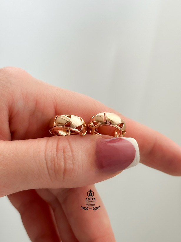 anita accessory