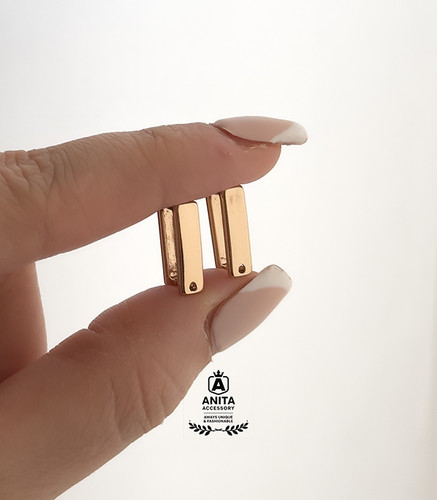 anita accessory