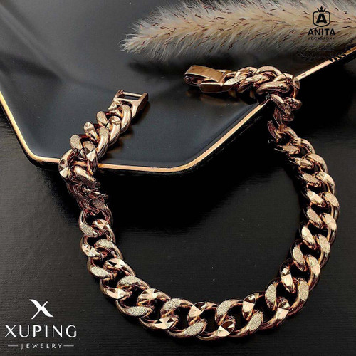 anita accessory1